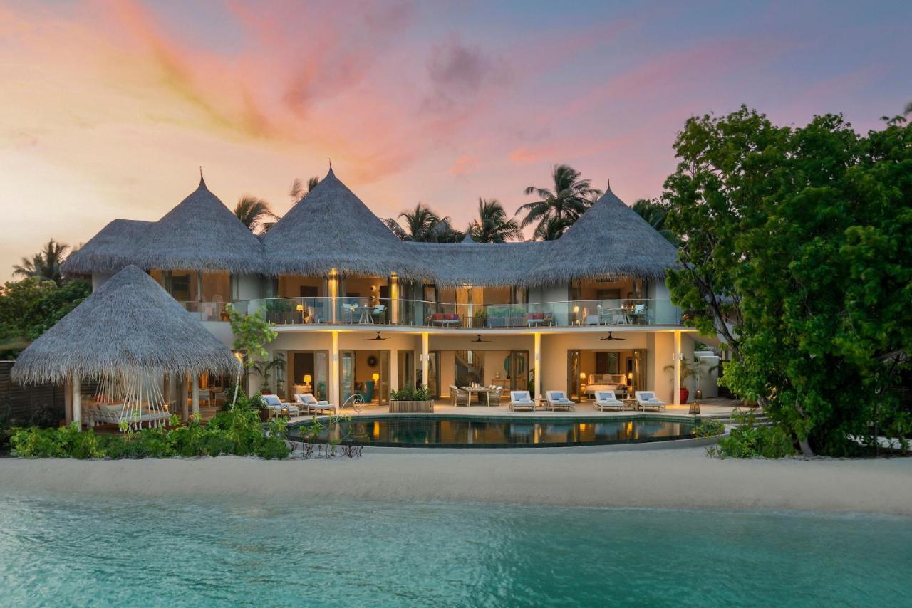 Готель The Nautilus Maldives Kamadhoo Екстер'єр фото