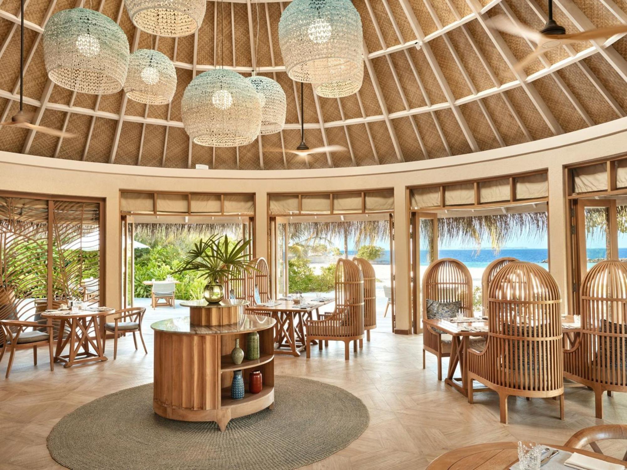Готель The Nautilus Maldives Kamadhoo Екстер'єр фото