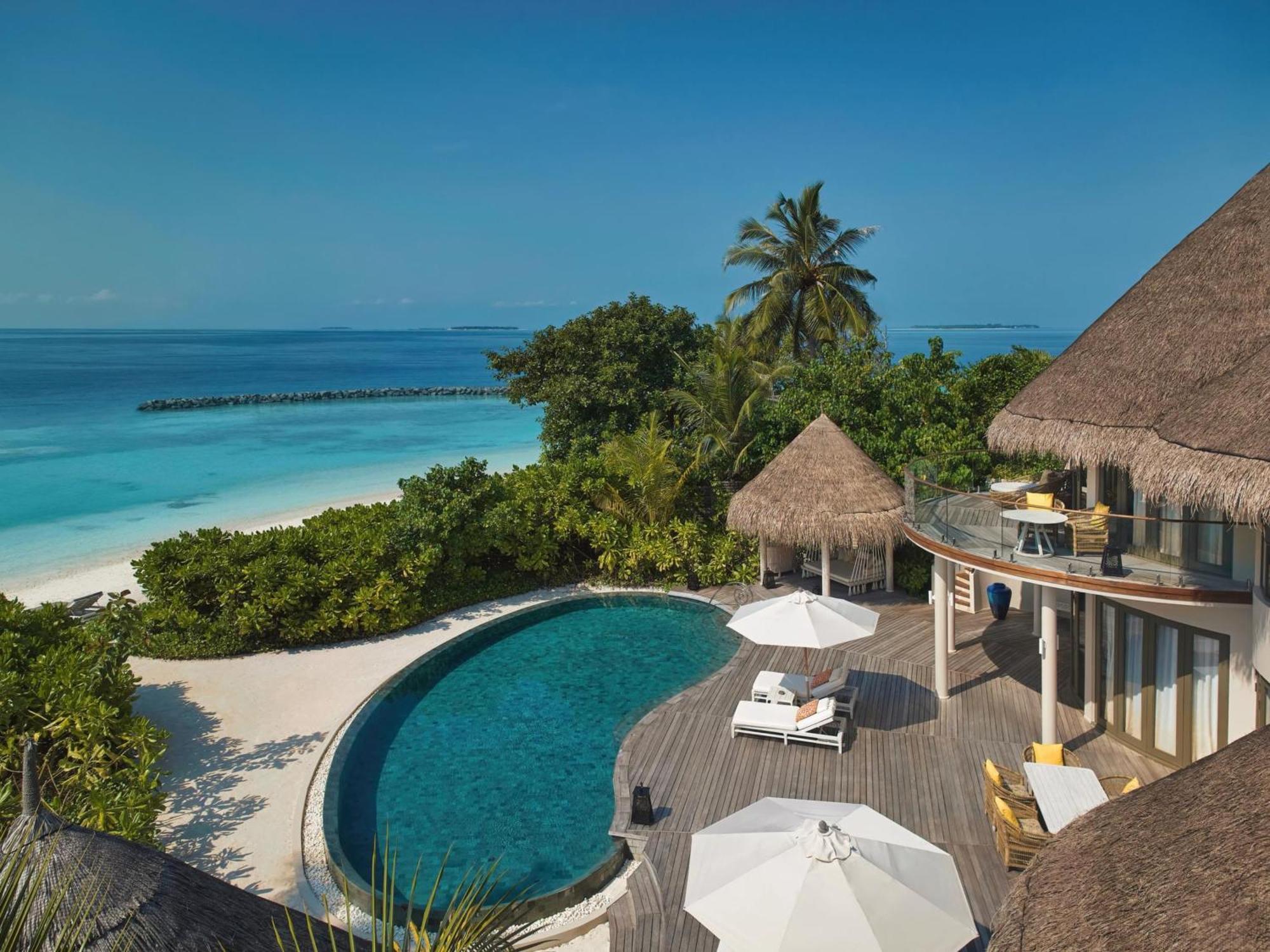 Готель The Nautilus Maldives Kamadhoo Екстер'єр фото
