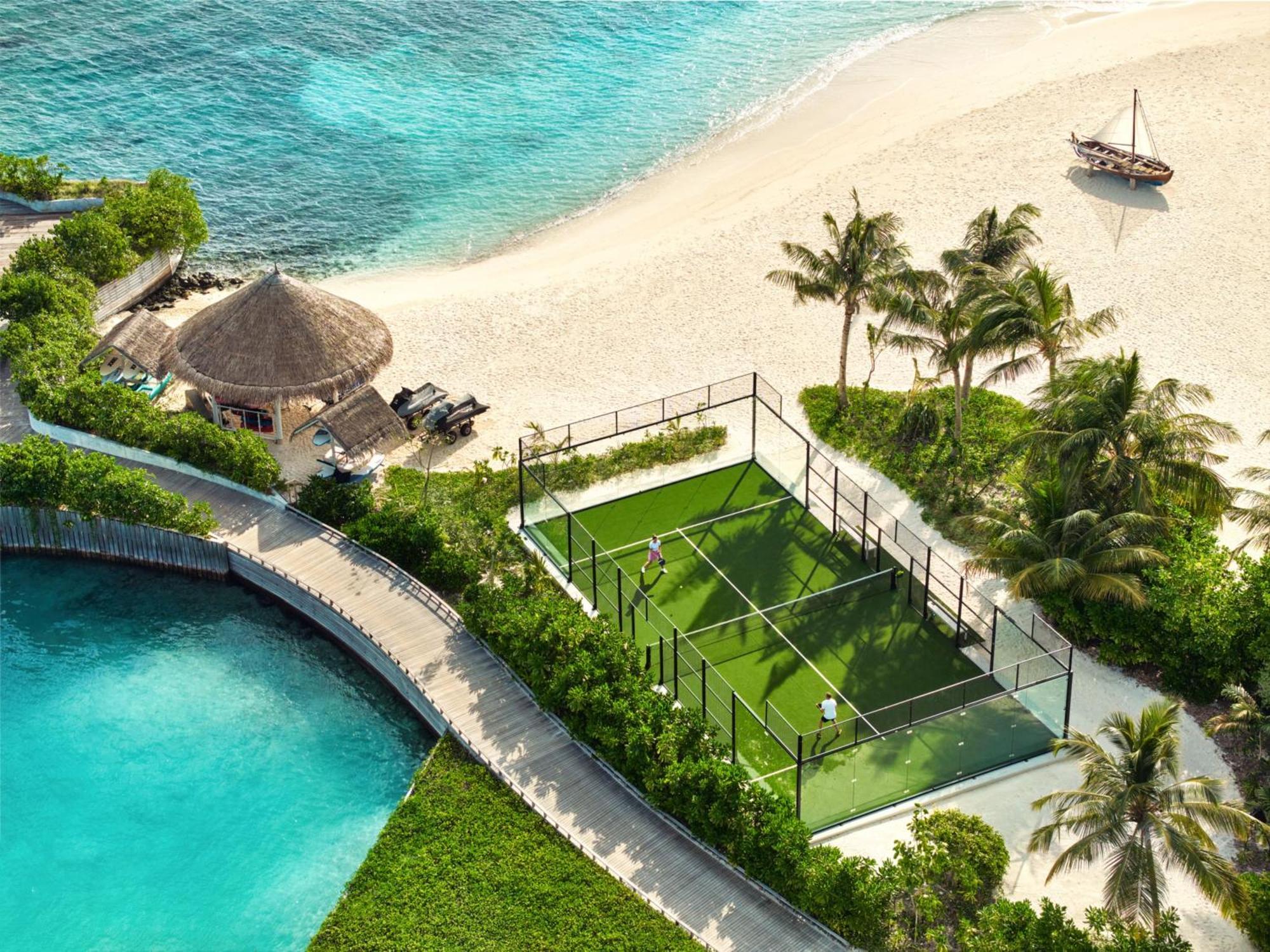 Готель The Nautilus Maldives Kamadhoo Екстер'єр фото